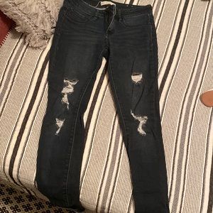 bullhead distressed skinny jean